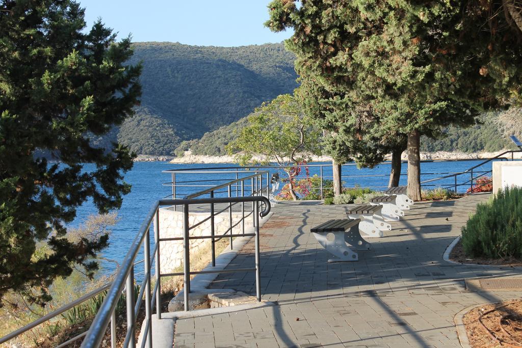 Apartments Vila Marica Rabac Bagian luar foto